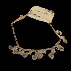 Cute Beachy Shell Necklace  